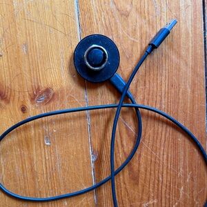 Oura Black Charging Dock with USB Cable